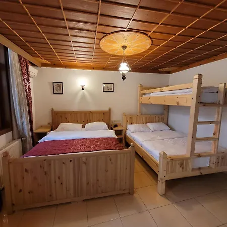 Saruhan Hotel 2*