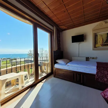 サルハン ホテル 3*