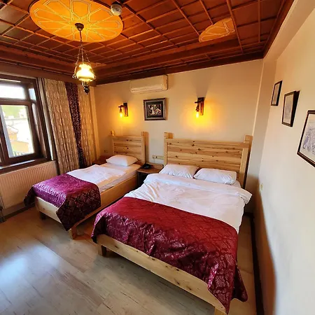 サルハン ホテル