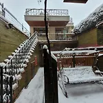 Saruhan Hotel Istanboel
