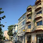 Saruhan Hotel