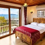 Hotel Saruhan 3*