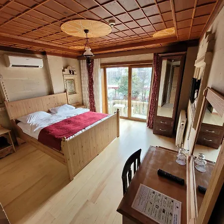 Saruhan 2* Istanbul