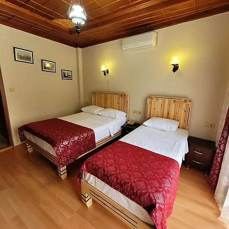Saruhan Hotel 3*