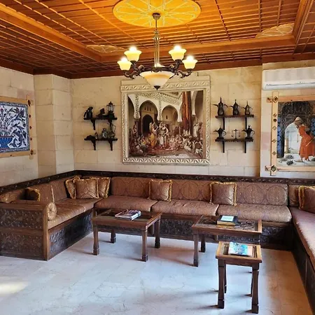 Saruhan Hotel 3*