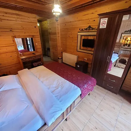 Hotel Saruhan 3*